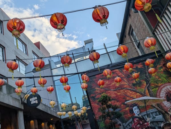 35_sydney_food_spice_alley_impression_m52dvg