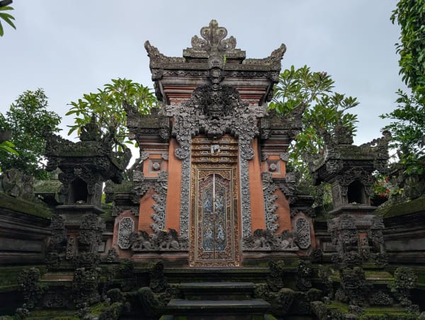 41_bali_ubud_street_gate_2_asp963