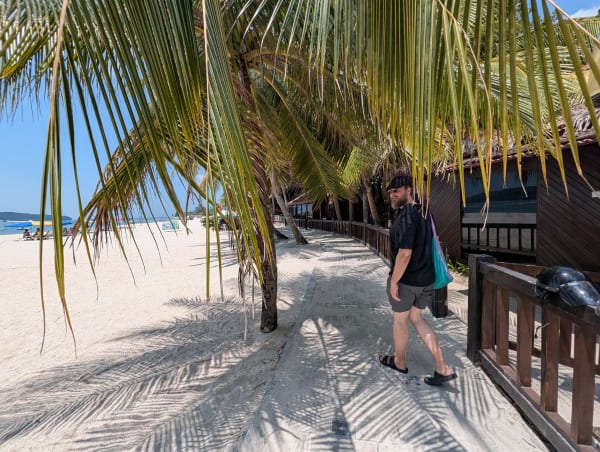 46_mys_langkawi_beach_chris_nknfxf