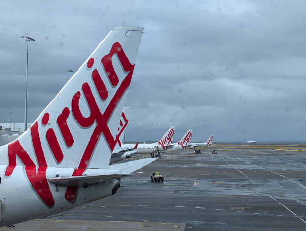 54_sydney_airport_z0fmll