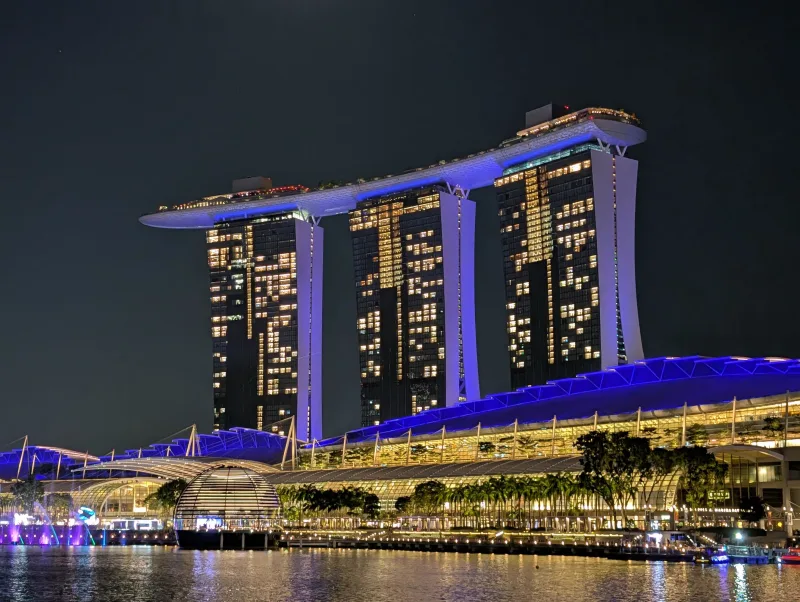 04_sg_sands_coverimage_pns1cz - Hallo Singapur!