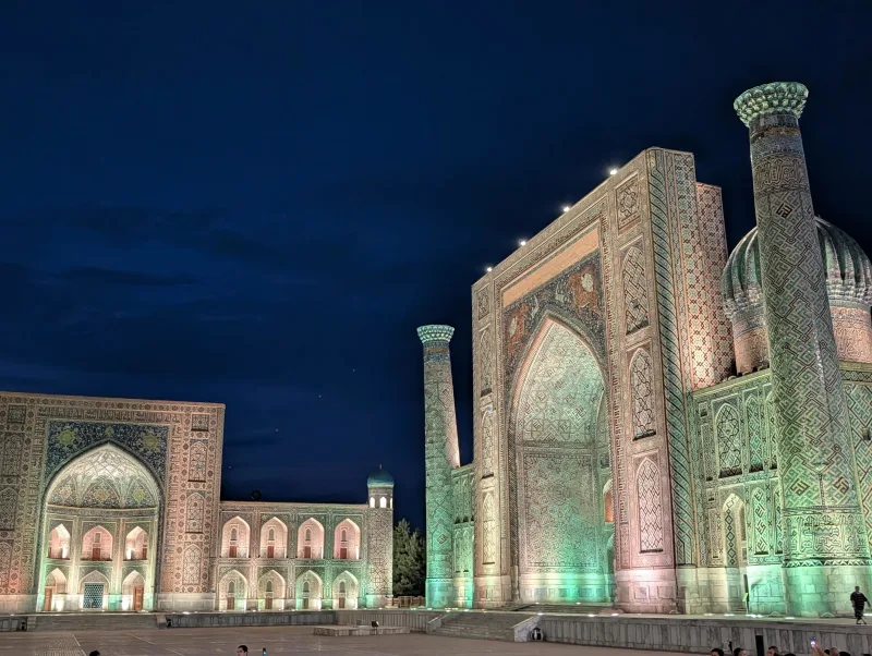 uz samarkand registan lights 03 - Hallo Usbekistan!