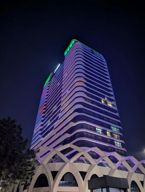 uz tashkent utower colorful jo98ey - Hallo Usbekistan!
