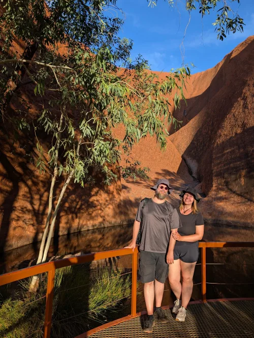 uluru waterhole anna chris txjzmh - Hallo Uluru!