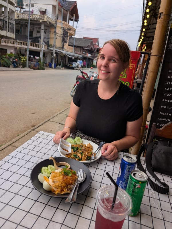 10_laos_food_1_bnnunq