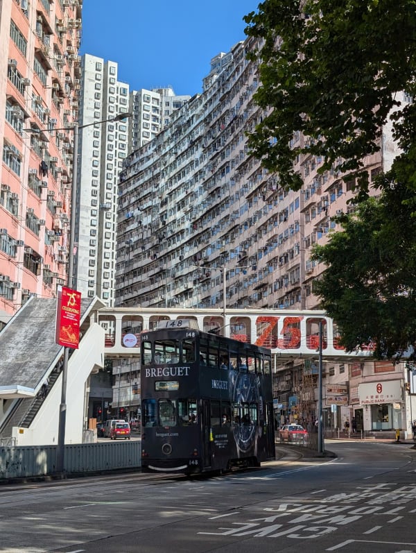 36_hk_monster_building_3_ylt9a6