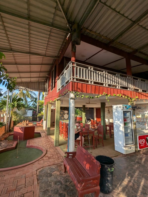 66_cambodia_minigolf_5_z1htt4