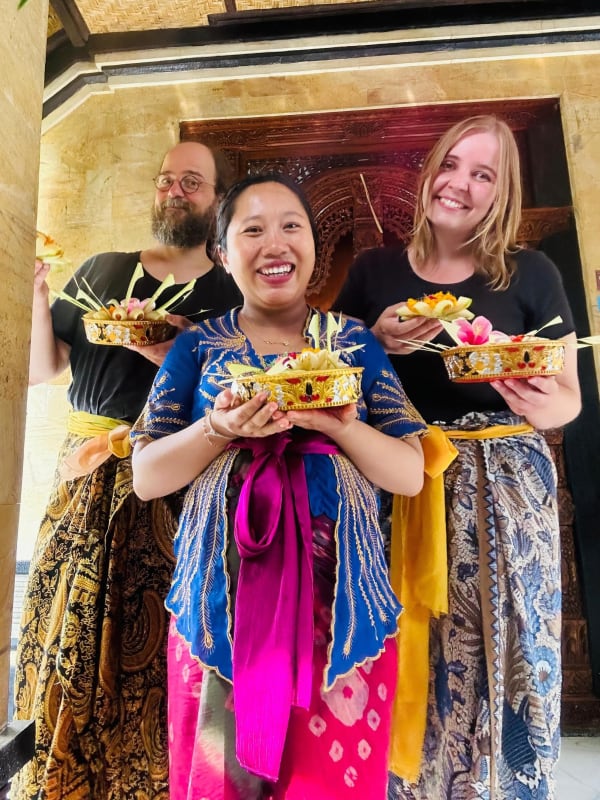 44_bali_offering_class_3_thj77z