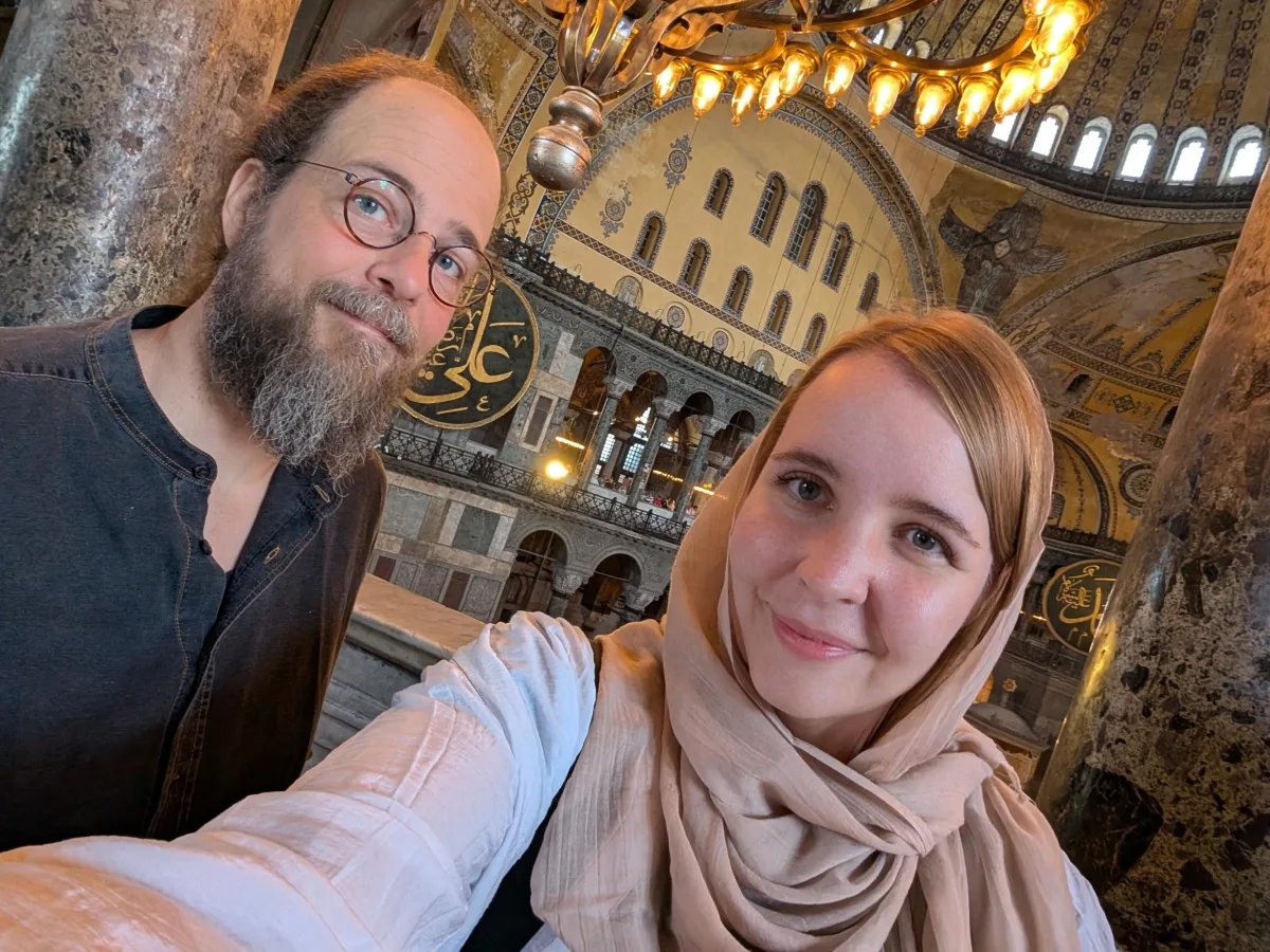 35_istanbul_hagia_sophia_inside_selfie_pwuzrj - Hallo Istanbul!