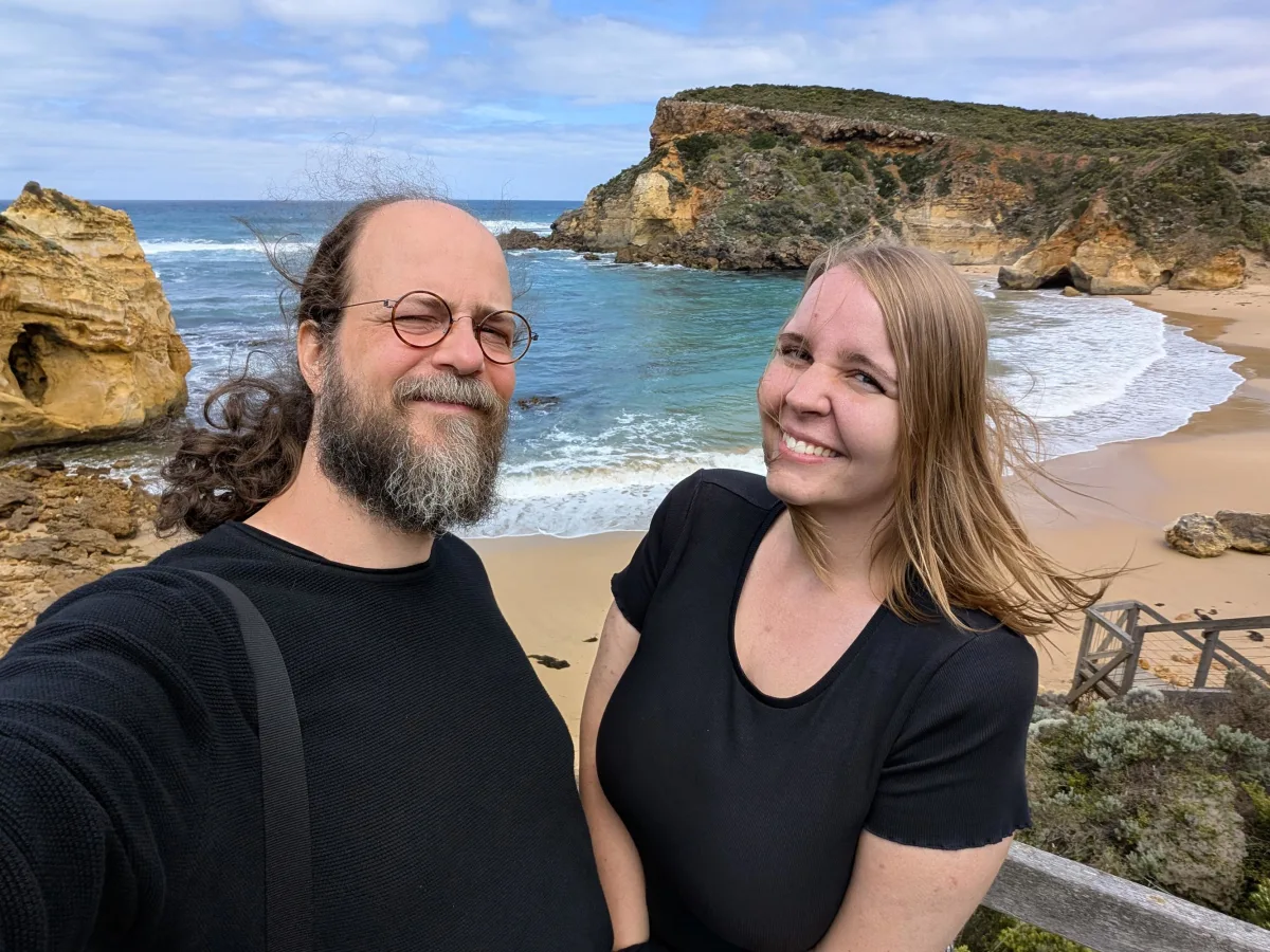 47_oceanroad_childerscove_selfie_nazqgb - Roadtrip!