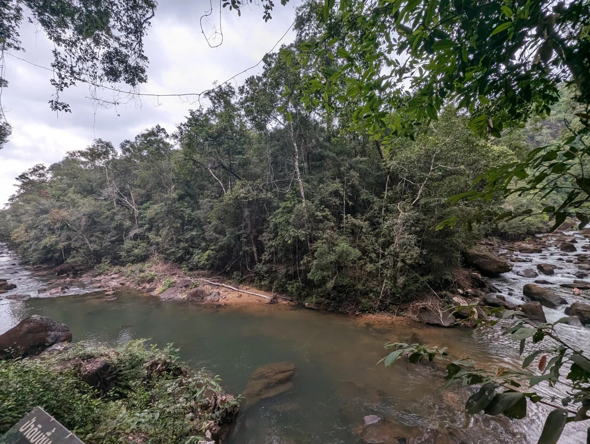 kohchang waterfall path 3 wpx6ip - Hallo Koh Chang!