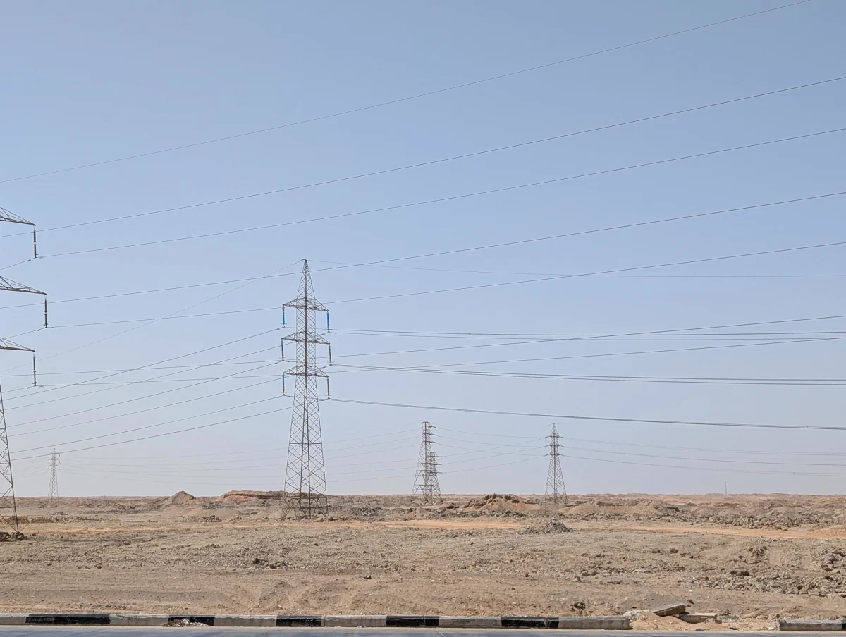 cairo desert powerline rfngex - Hallo Kairo!