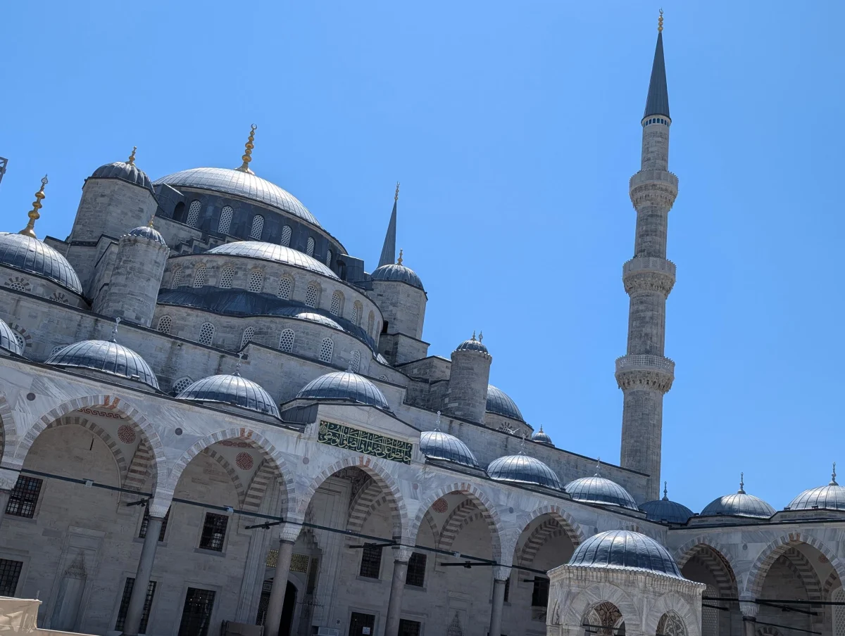 istanbul blue mosque closeup rclxuz - Hallo Istanbul!