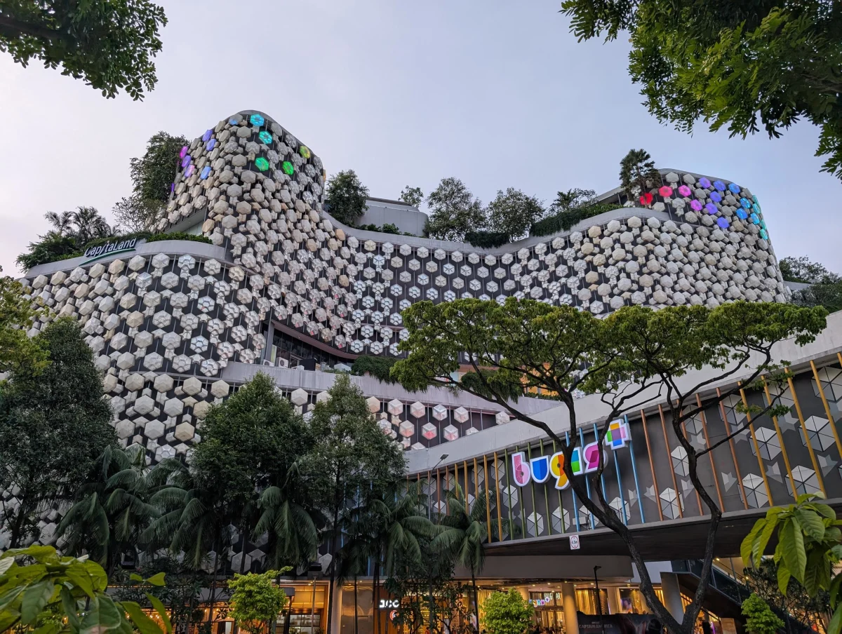 sg buildings 3 t9u9xe - Hallo Singapur!