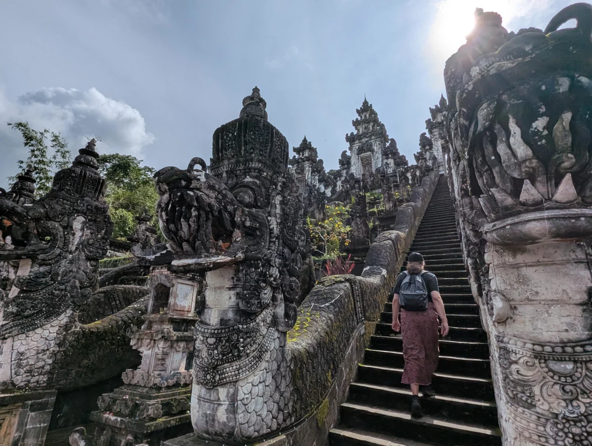 bali infinitygate anna 1 xqtzs4 - Hallo Bali!