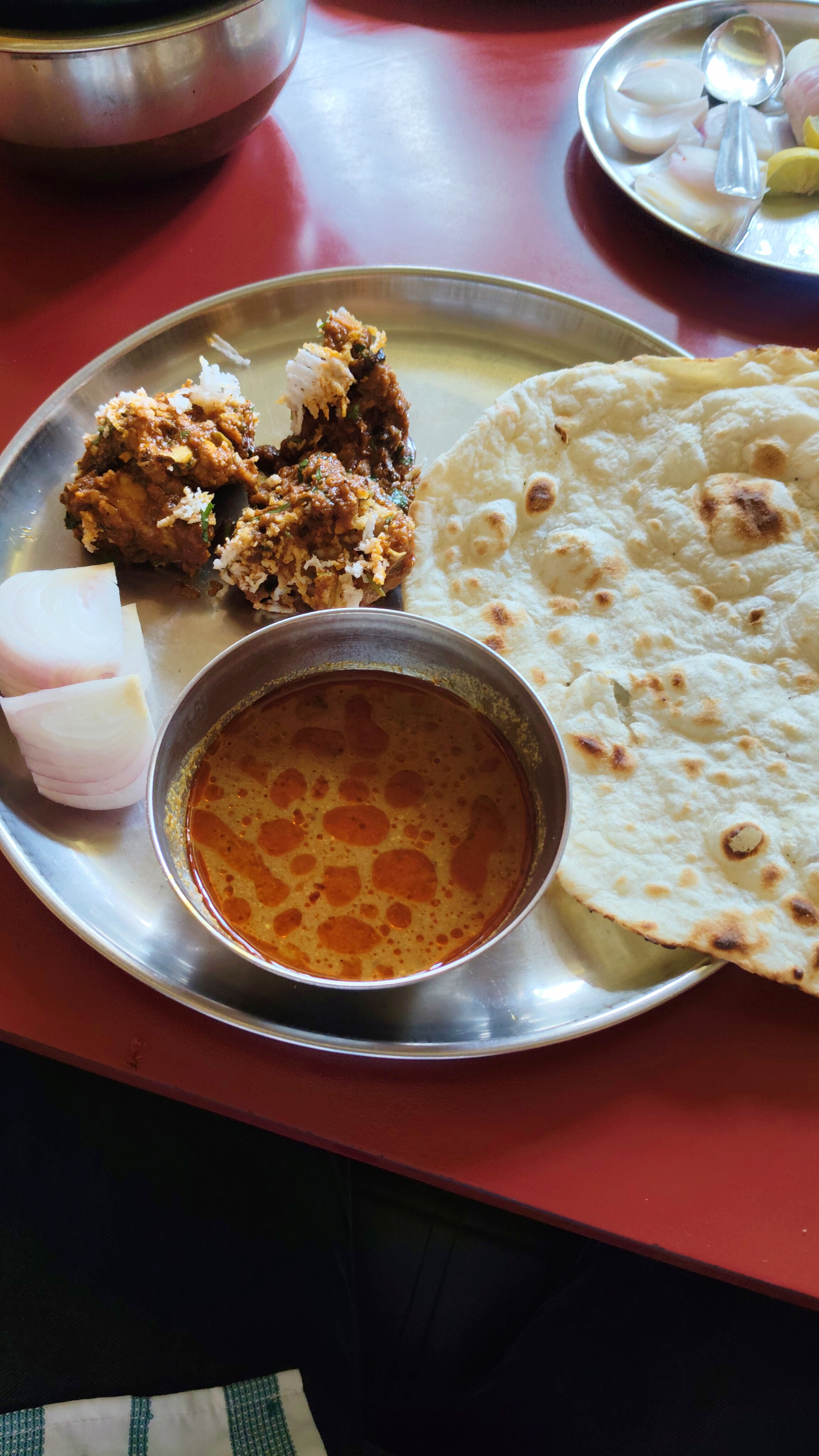 Hotel Jalsagar Akale, Satara