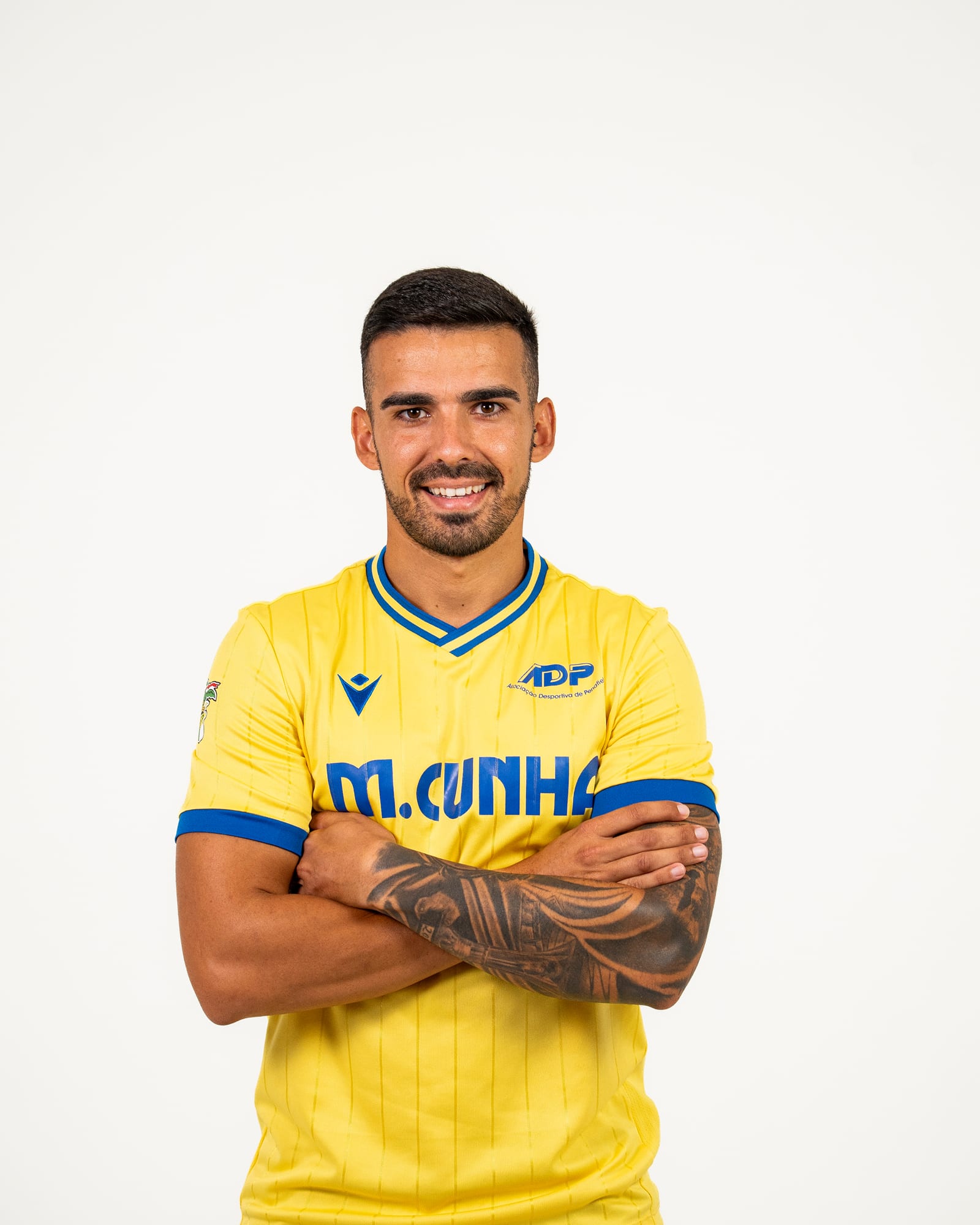 Retrato em estúdio de atleta da AD Penafiel