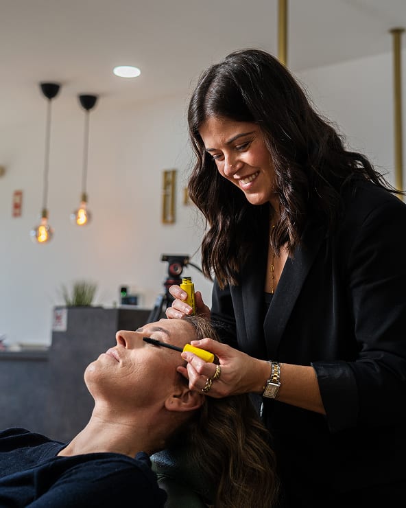 Fotografia de detalhe e resultados de tratamentos na Hairlusion