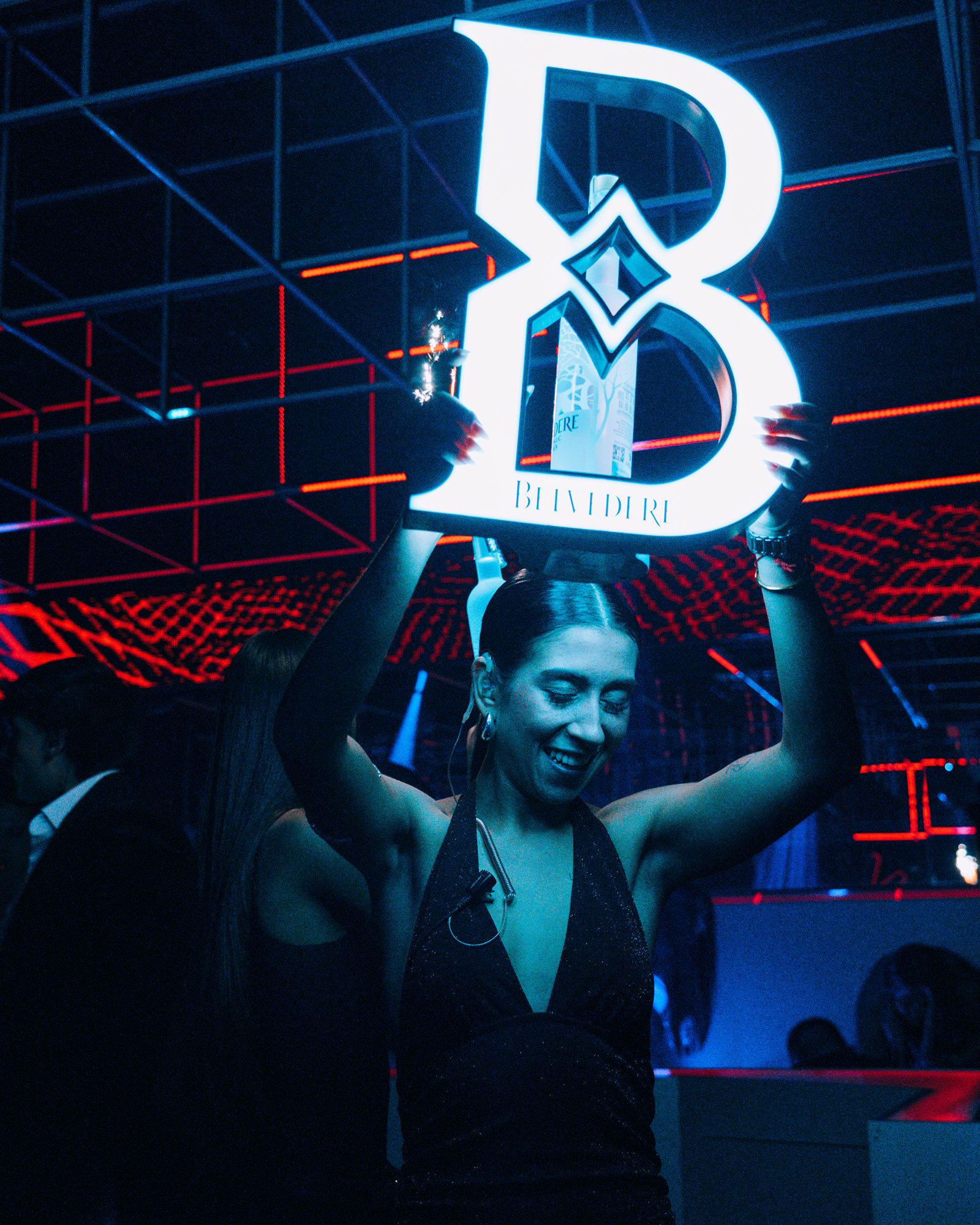 Cobertura fotográfica da noite de abertura da Kong Nightclub