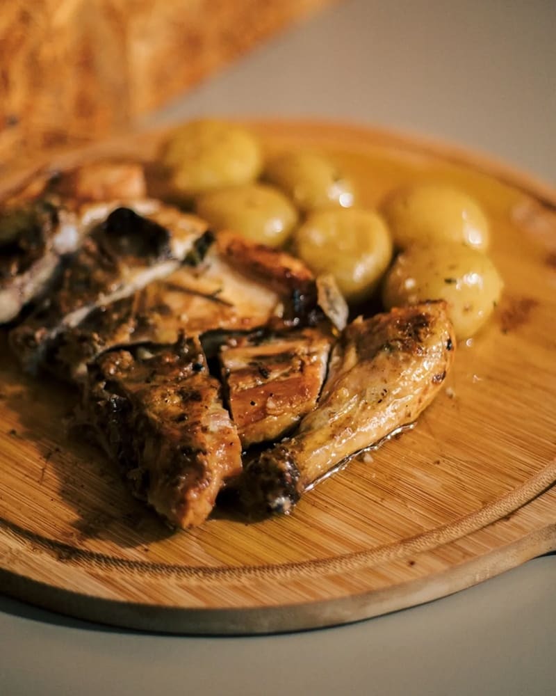 Fotografia gastronómica profissional de prato do restaurante Tónio do Talho