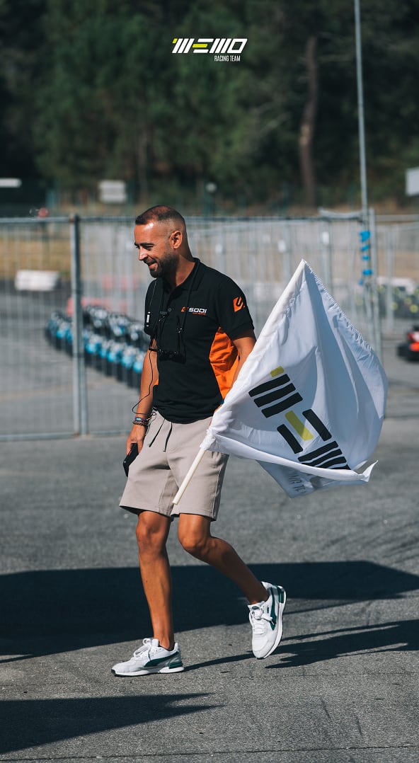 Fotografia de ação e bastidores da equipa Memo Racing Team