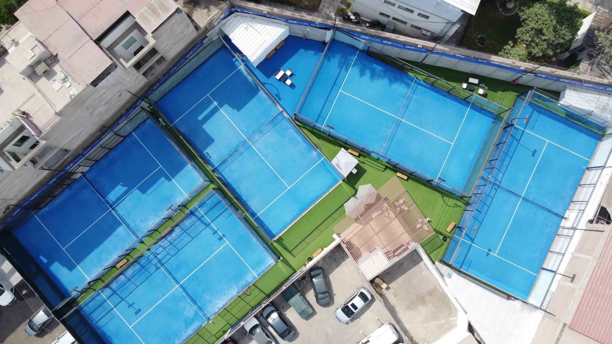 projectFinDeBatch/front/images/activities/padel/padel-photo-037