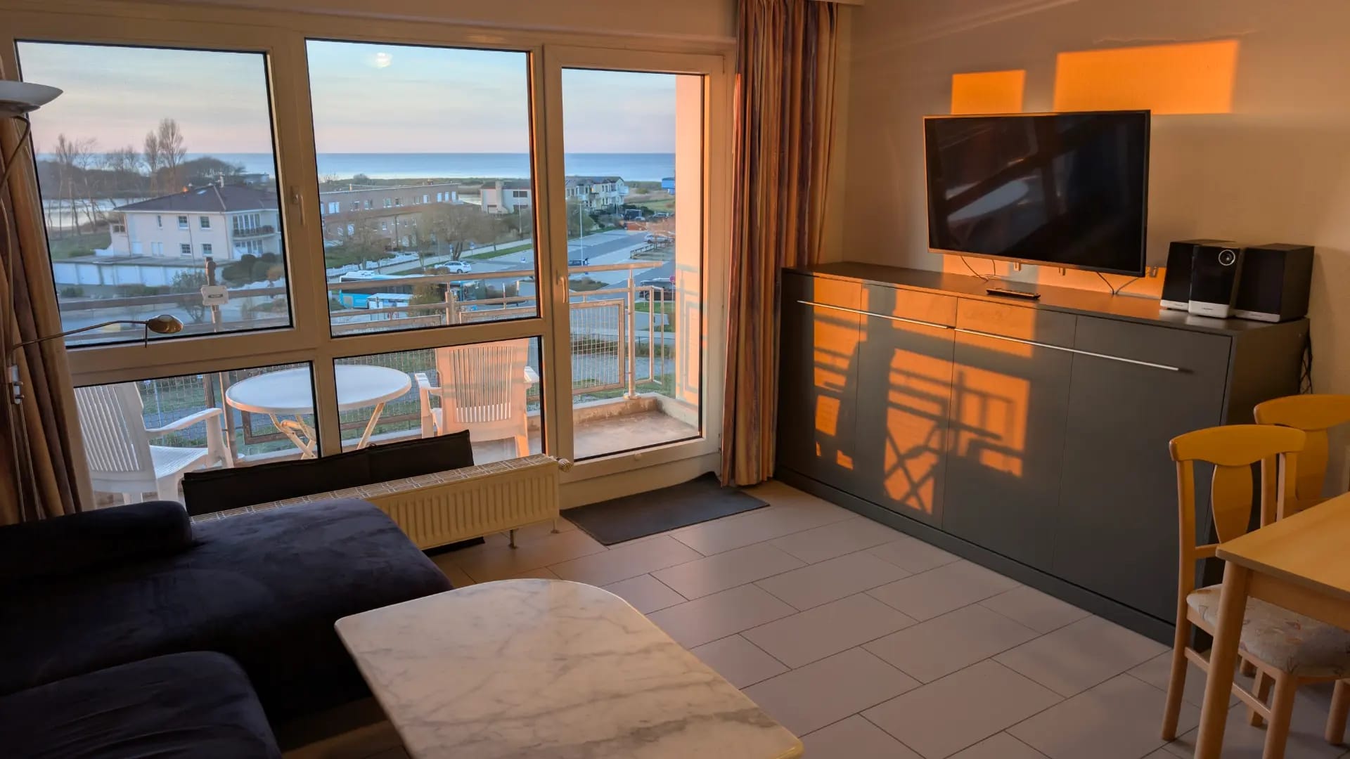 Wohnzimmer Großansicht