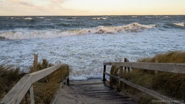 Hochwasser bis an die Dünen