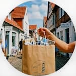 Shopping in Heiligenhafen – local boutiques and maritime souvenirs