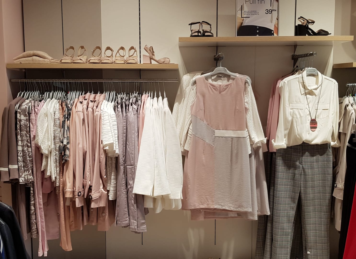 Magasin christine laure hotsell