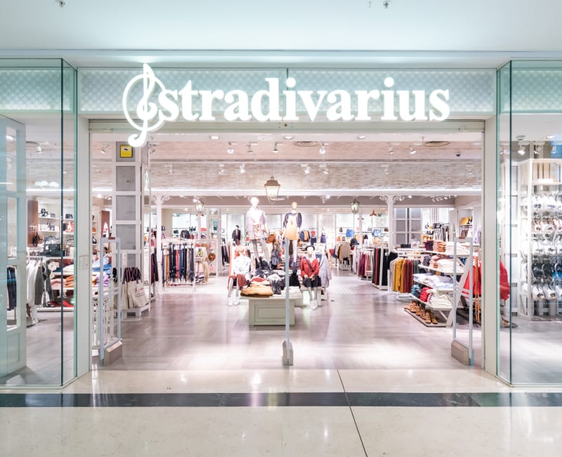 Stradivarius Plaza 2