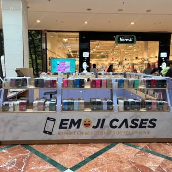 EMOJI CASES