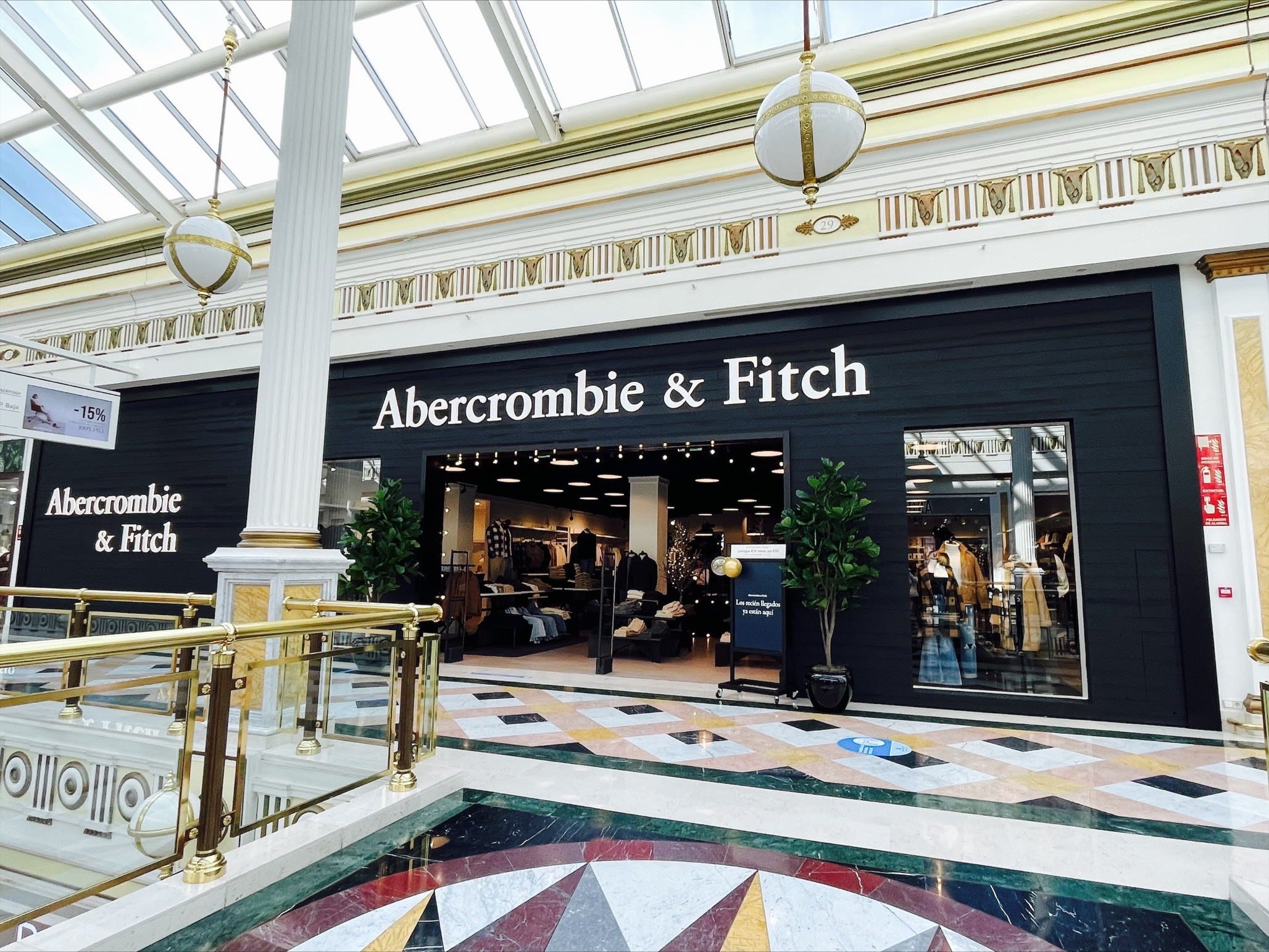 Abercrombie & Fitch | Plaza Norte 2