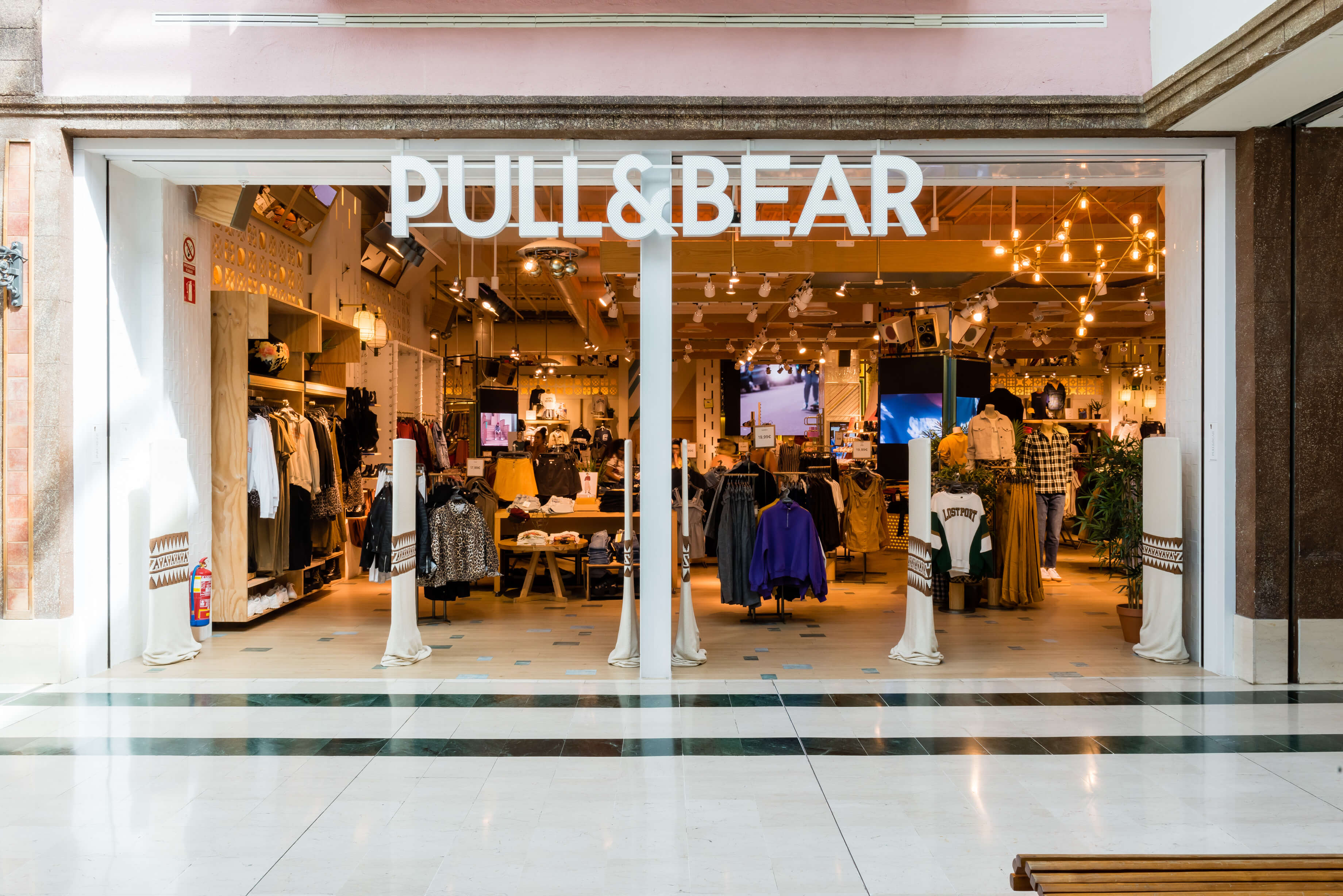 Pull & Bear | La Villa