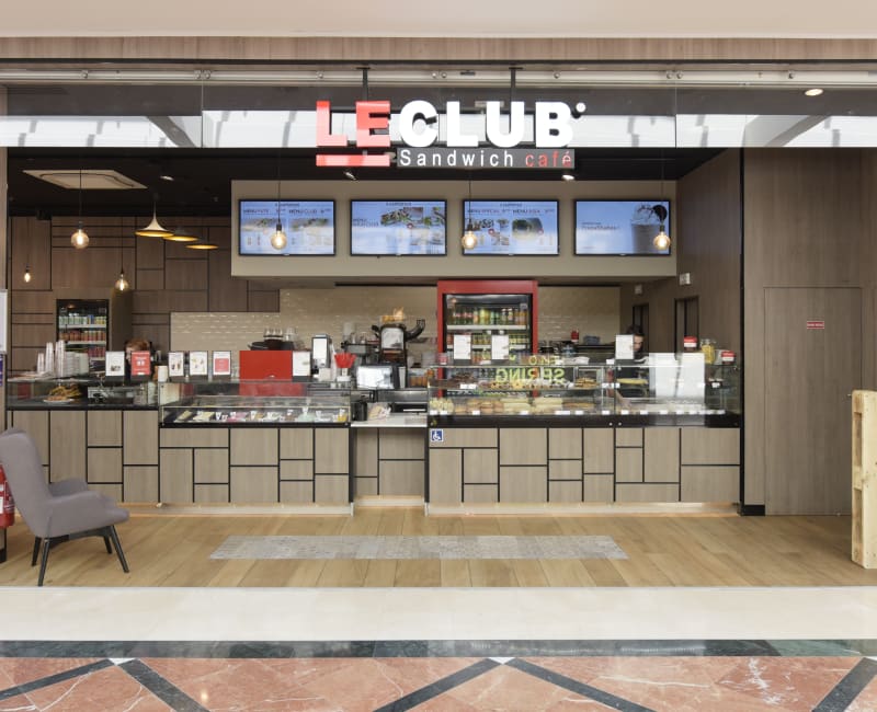 LE CLUB