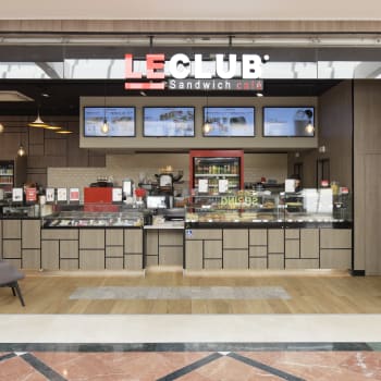 LE CLUB