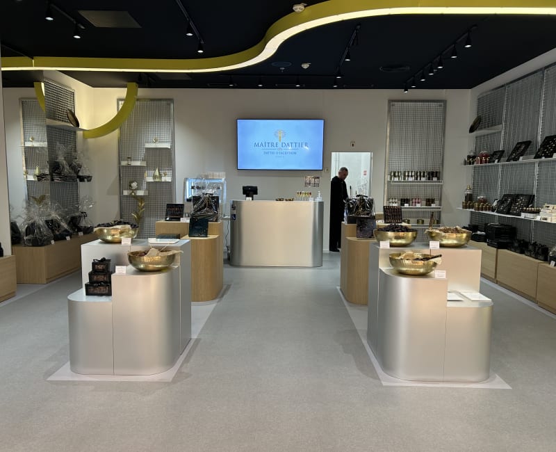POP UP STORE