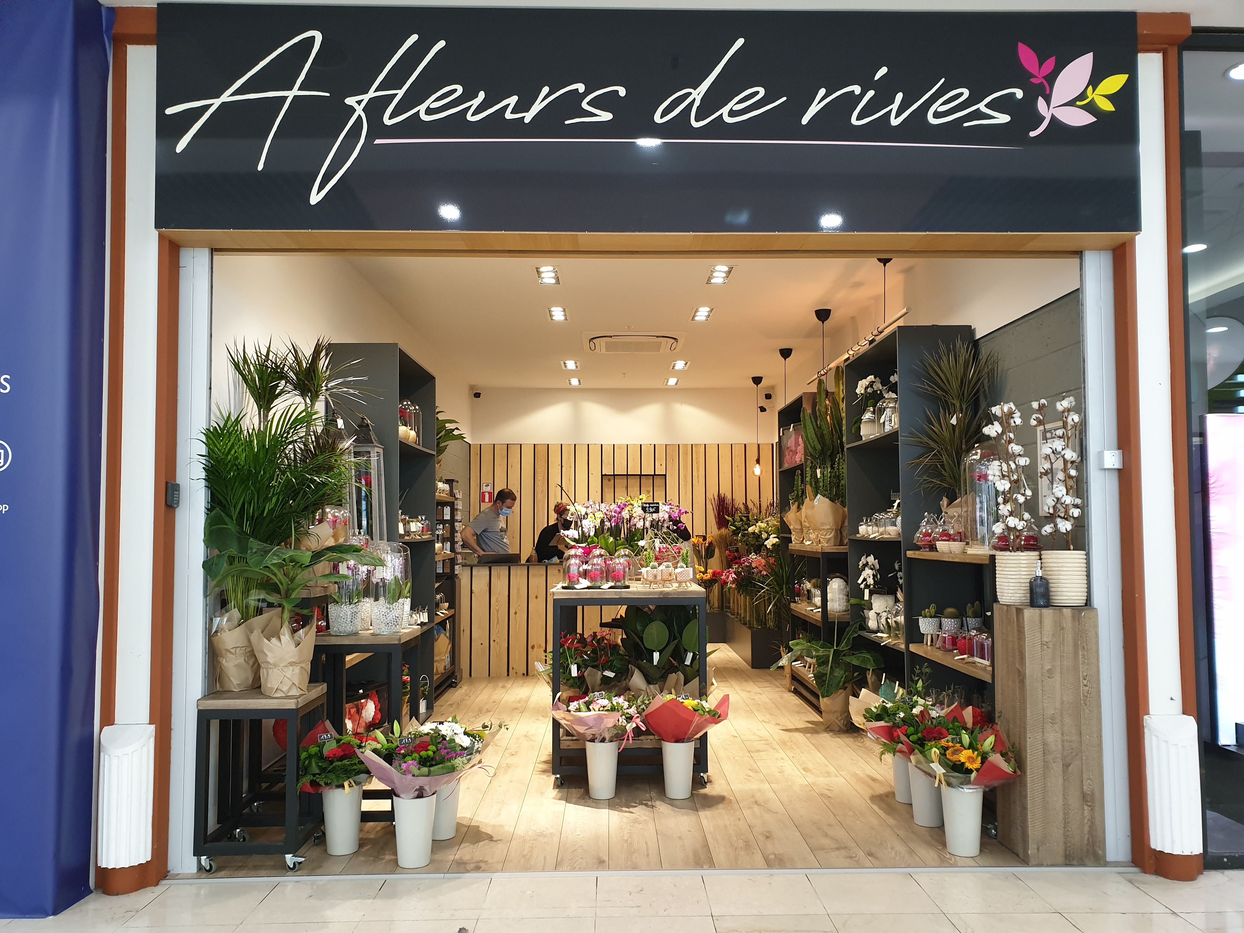 A fleurs de rives | Centre commercial VILLE2 (Charleroi - Belgique)