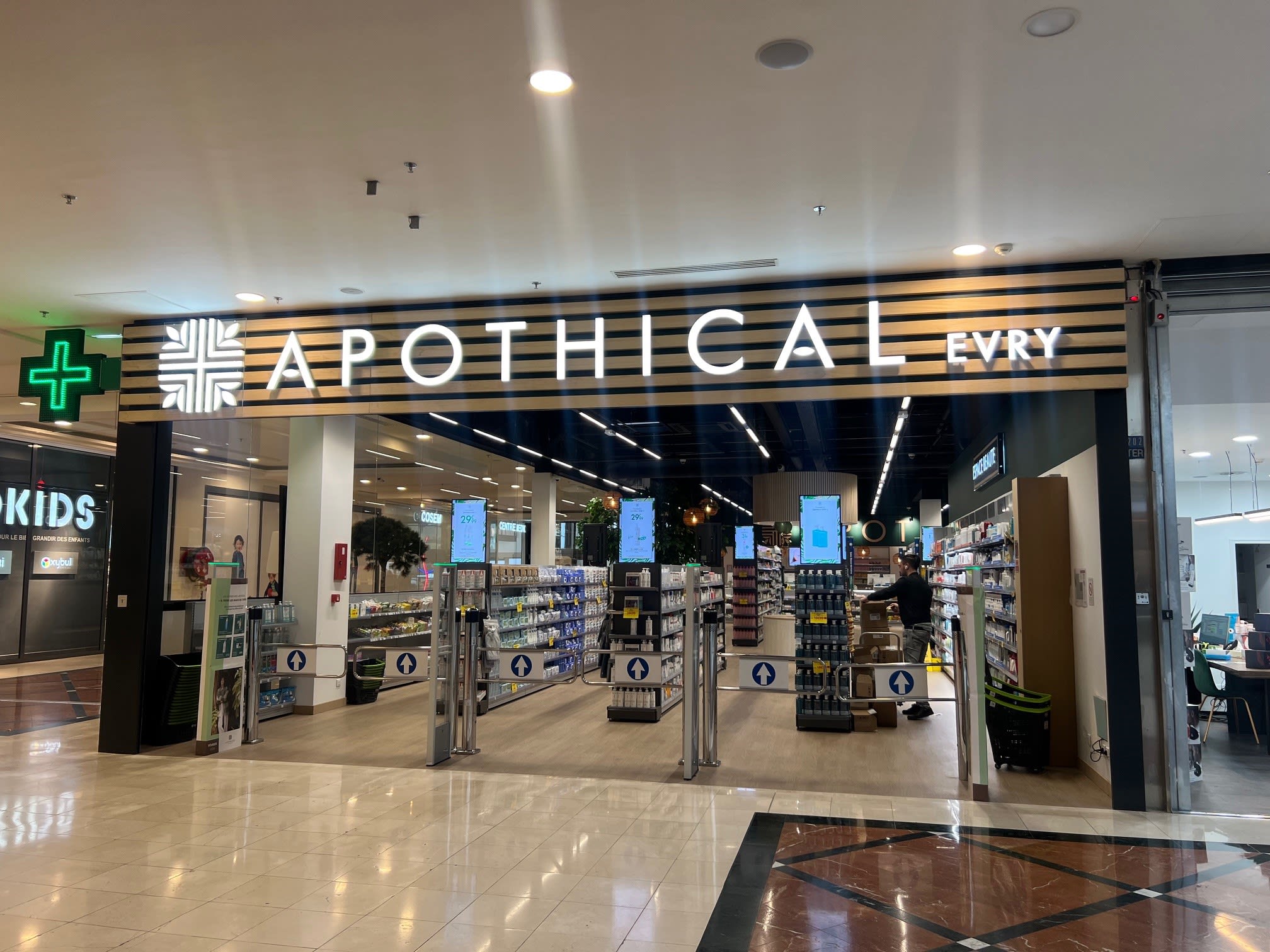 Apothical Pharmacie cover image