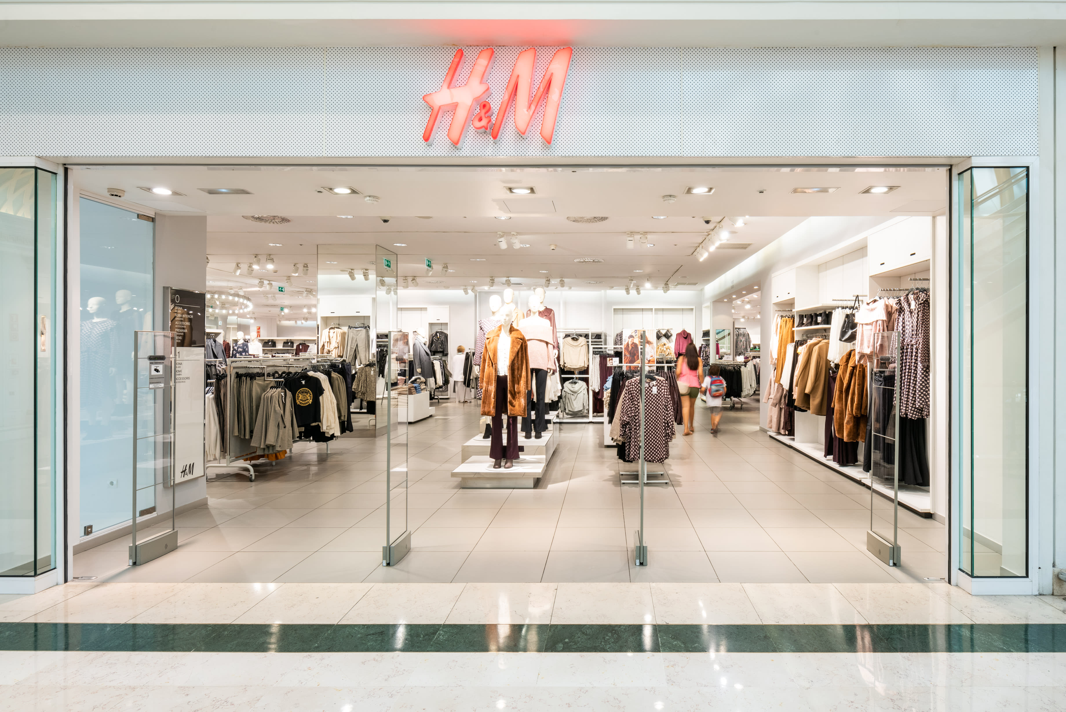 H&M inaugura en el paseo de Gràcia su tienda más grande en España