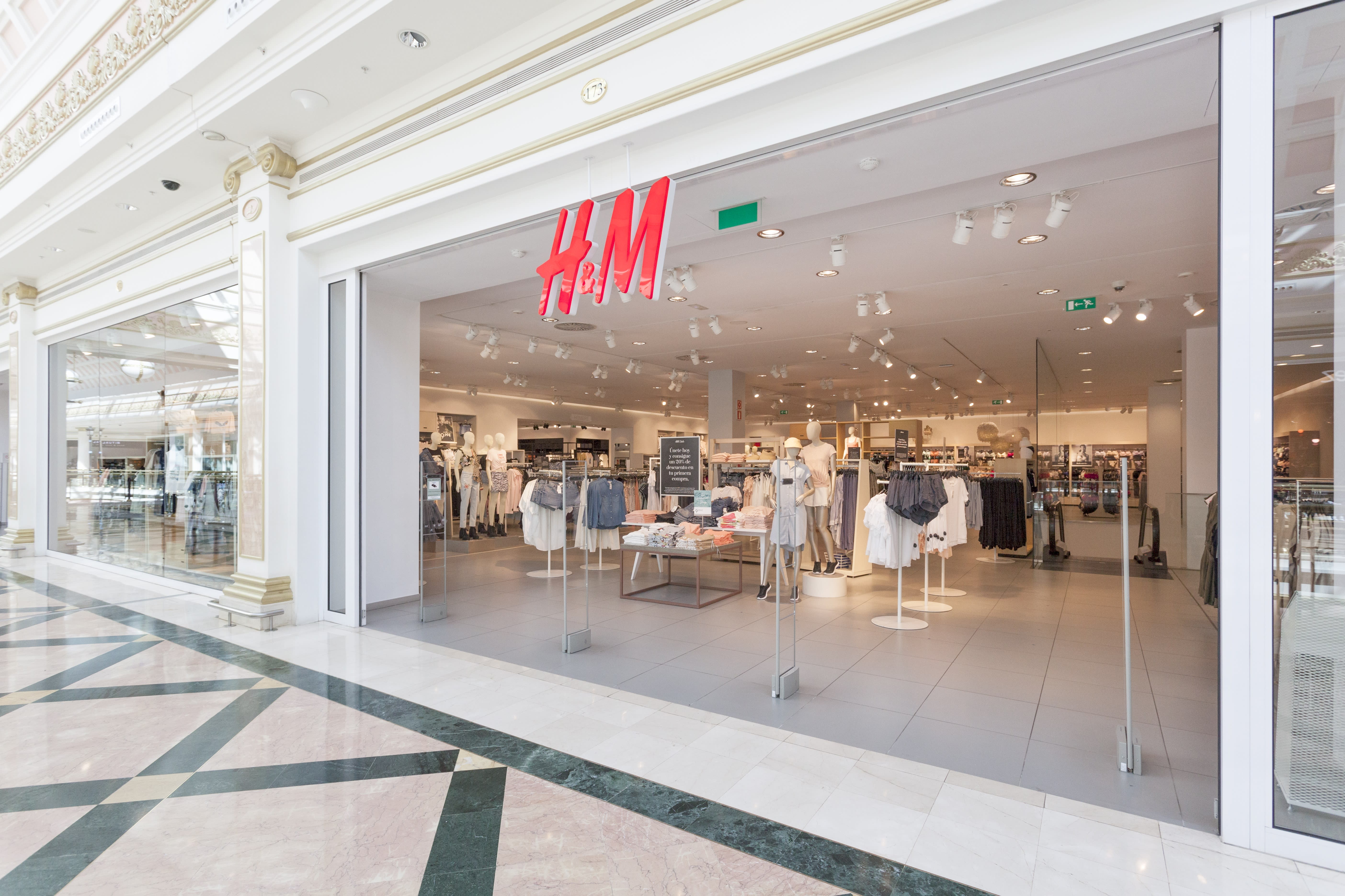 H&M Gran Plaza