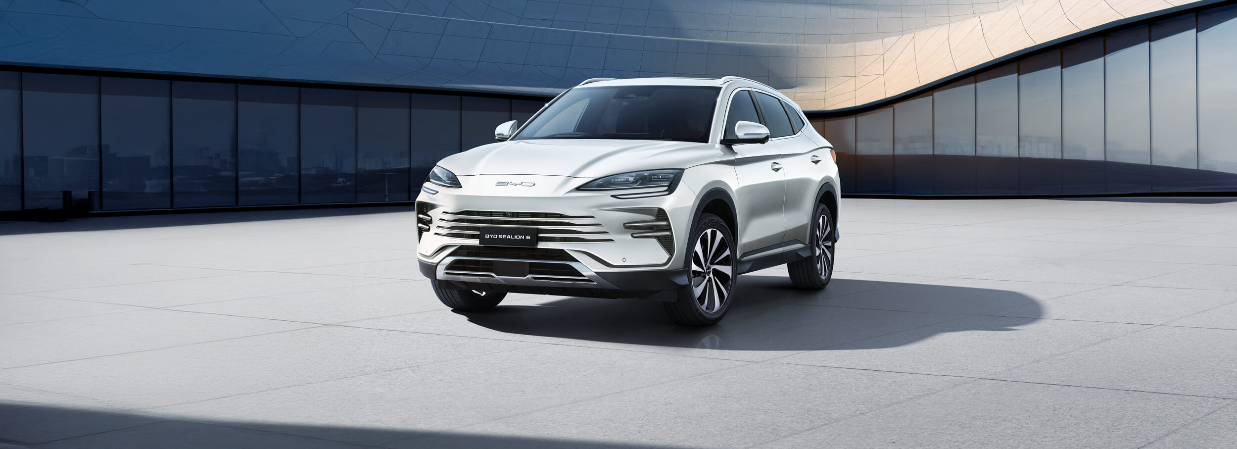 BYD SEALION 6 Showcase