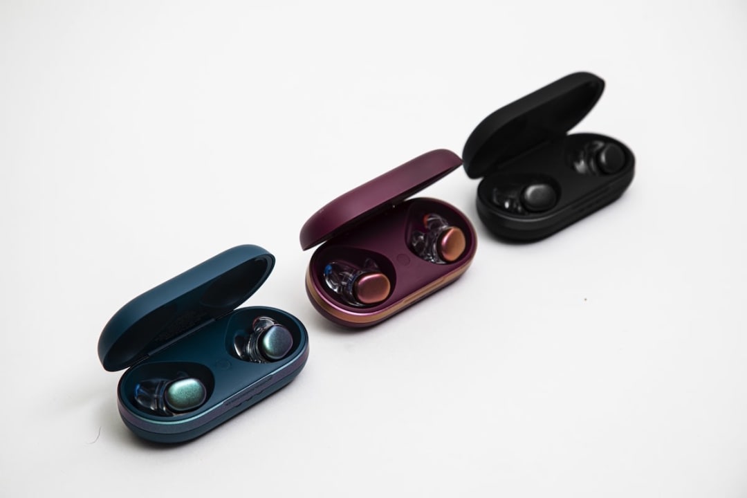 UE Drops Wireless Earbuds Are Custom Built For Your Unique Earprint ...
