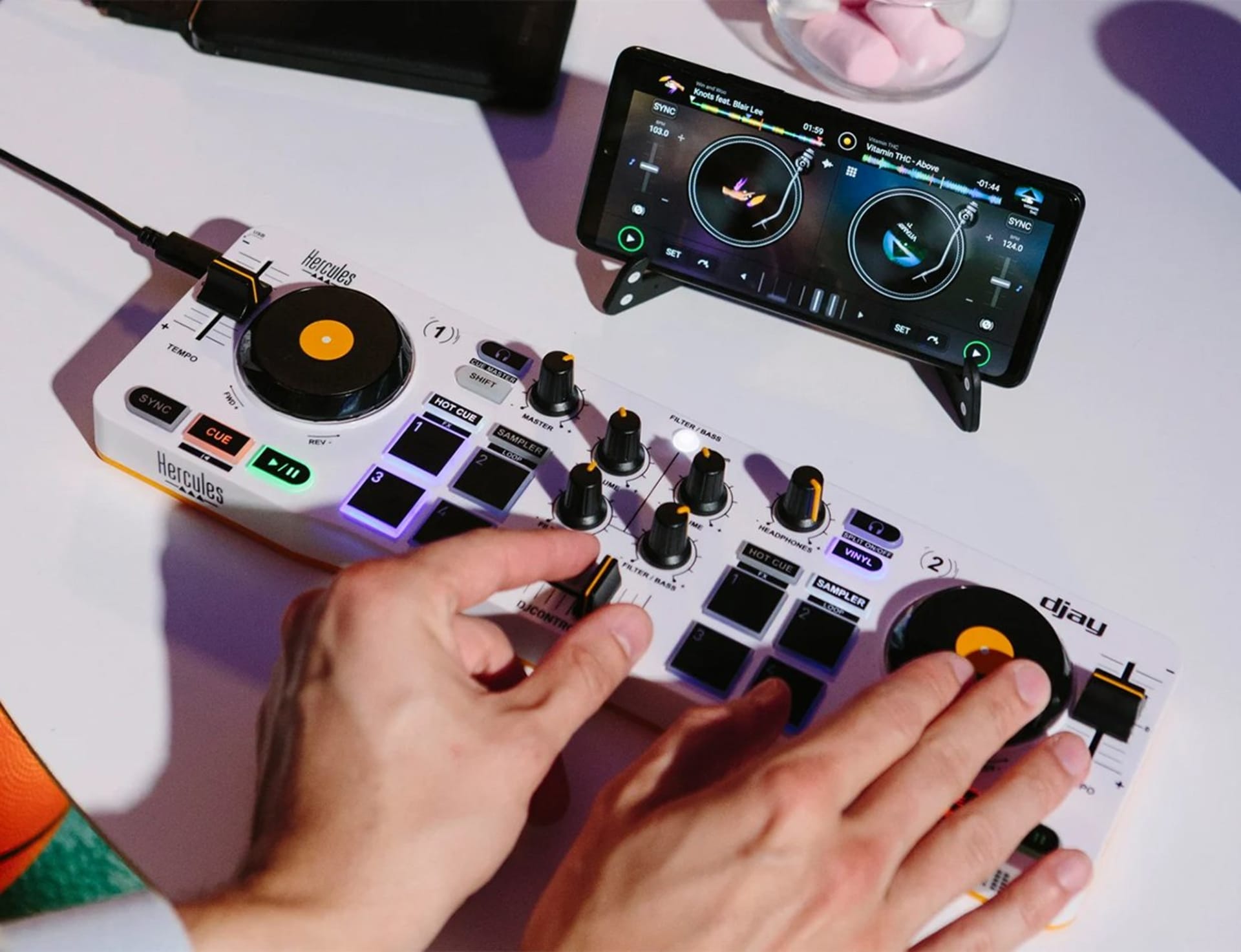 Hercules DJControl Mix – Bluetooth Wireless DJ Controller for Smartphones (iOS and Android) – dJay app – 2 Decks