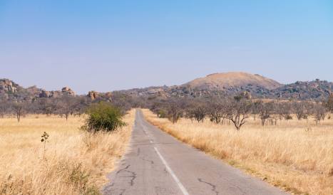 Cycling Zimbabwe iStock-1222871106