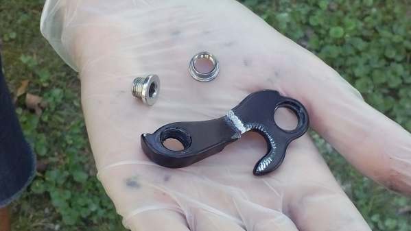 Broken derailleur hanger