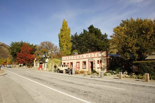 Establish in the goldrush days, the Cadrona Hotel is a history spot to stop along the Crown Range Road2