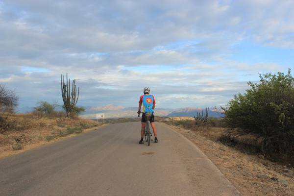 Brett on the SAE in the Totacoa desert of Colombia