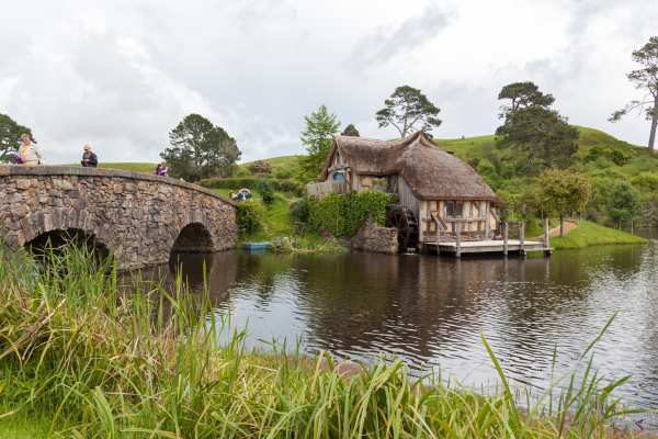 008-hobbiton-5