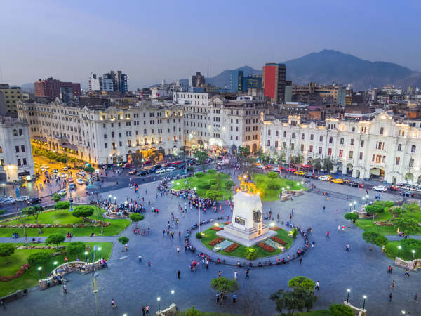 An Unusual Rest Day In Lima: A Witches' Market & Paddington The Bear